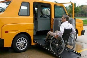 Инвалиды смогут вызвать бесплатное такси 