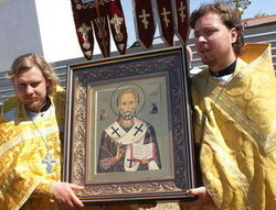 В Новомосковск привезут уникальную икону и святые мощи 