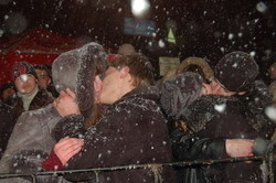 В Днепропетровске установят рекорд по массовым поцелуям 