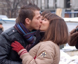 Рекорд Гиннесса по массовым поцелуям в Днепропетровске не поставили  