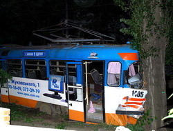 Взбесившийся трамвай убил одного и покалечил 16 человек 