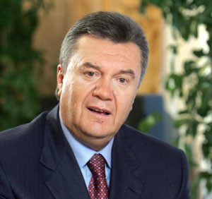 В днепропетровских школах появится «уголок» Януковича