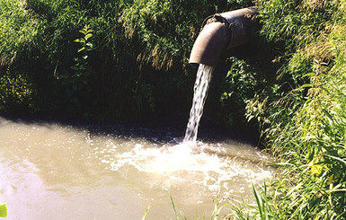 Предприятия города прекратят сбрасывать сточные воды в Днепр 