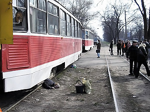 В Днепропетровске трамвай отрезал женщине обе ноги