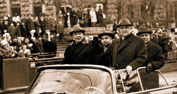 Коммунисты собирают деньги на памятники Брежневу и Щербицкому