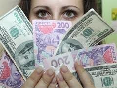 Криворожская старушка поменяла 21 тысячу гривен на игрушечные деньги