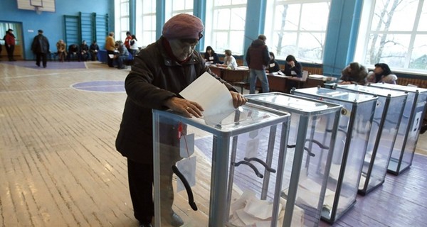 Полиция открыла три уголовных производства по выборам в Мариуполе и Красноармейске
