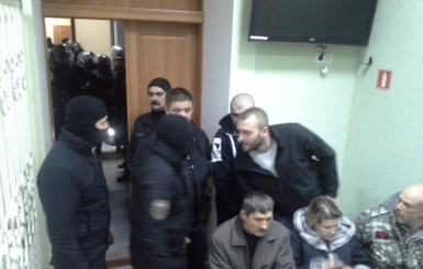 В Кировограде разблокировали суд и продолжили заседание