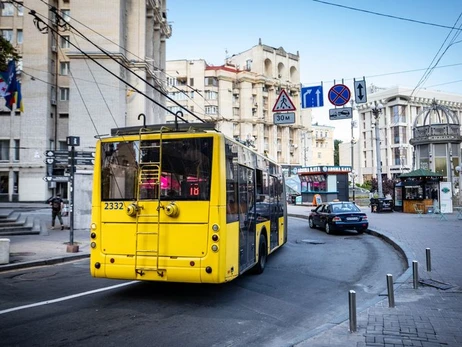 У Києві на час повітряної тривоги зупинятимуть наземний громадський транспорт 