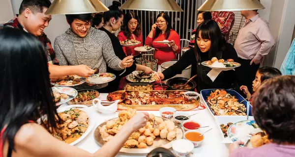 Вареники из тофу и лапша по 6 метров: что готовят китайцы к новогоднему столу